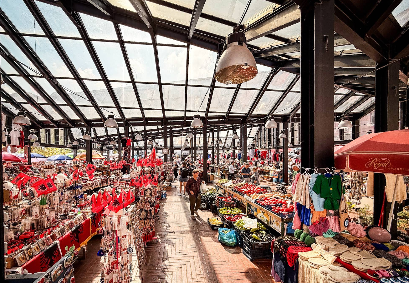 Thrifting and bazaars in Tirana